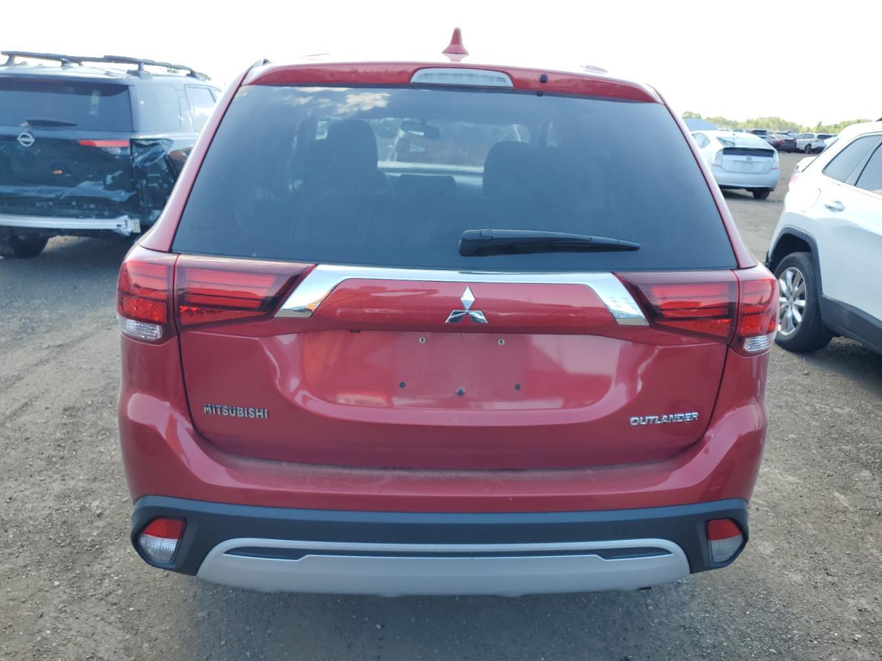 2019 Mitsubishi Outlander Es - Image 6