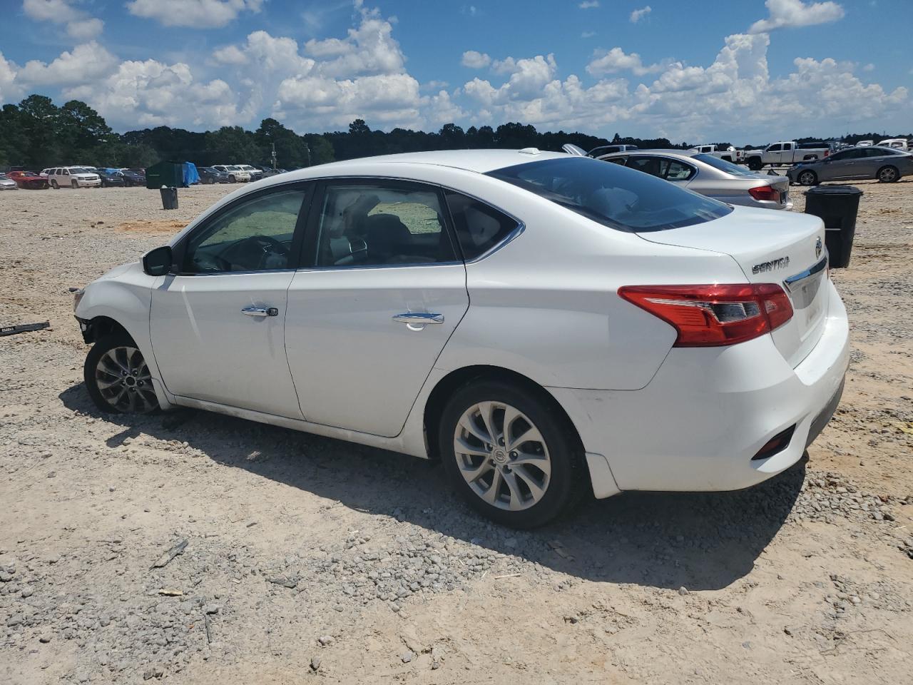 2019 Nissan Sentra S - Фото 2
