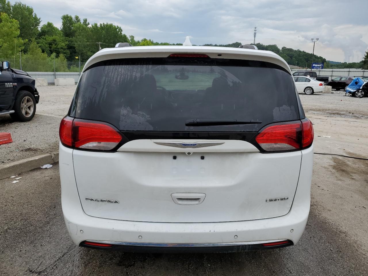 2018 Chrysler Pacifica Limited - Фото 6