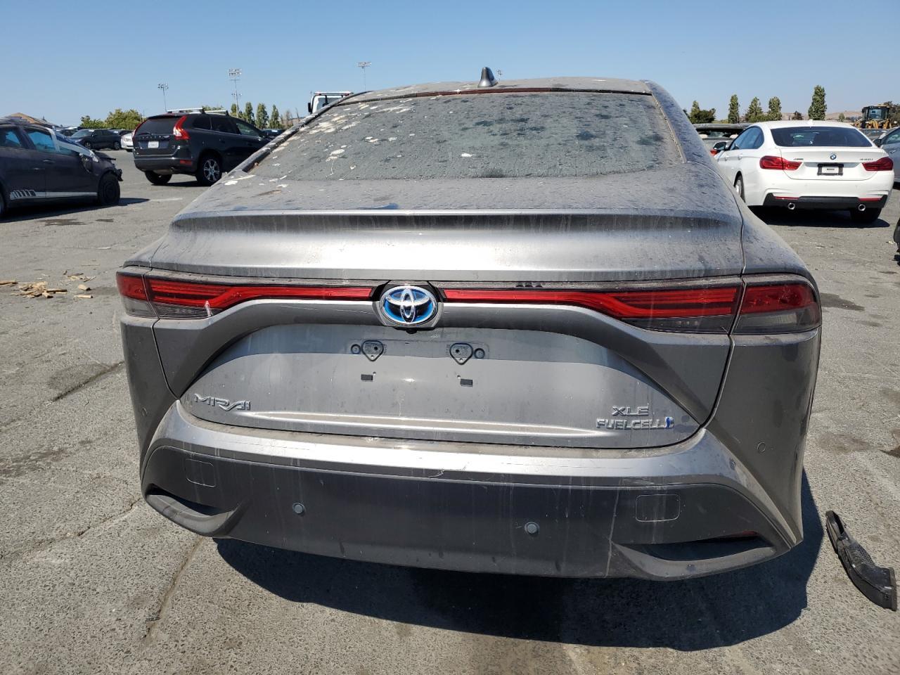 2022 Toyota Mirai Le - Фото 6