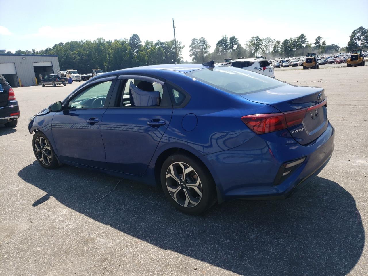 2021 Kia Forte Fe - Фото 2