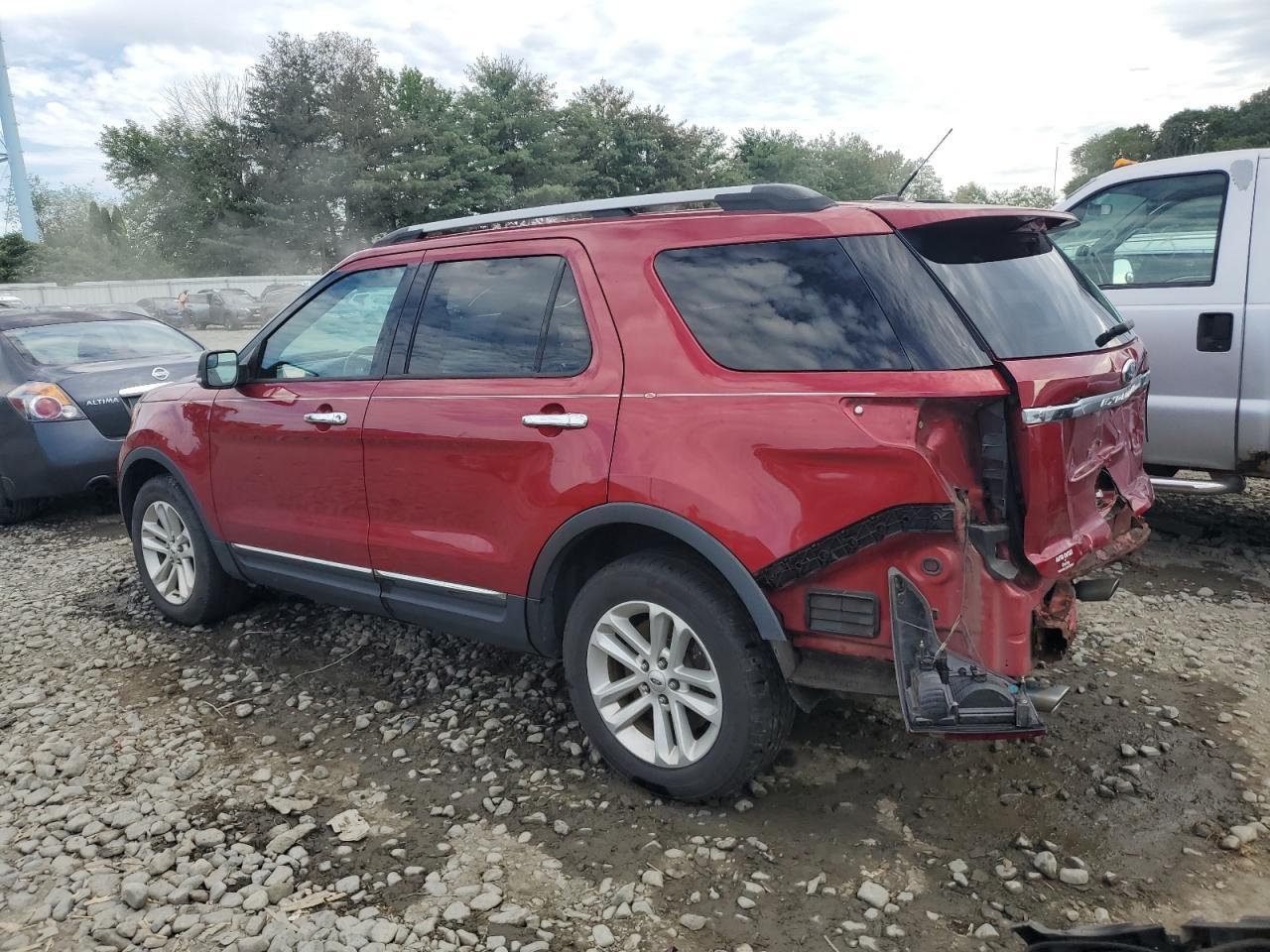 2013 Ford Explorer Xlt - Фото 2