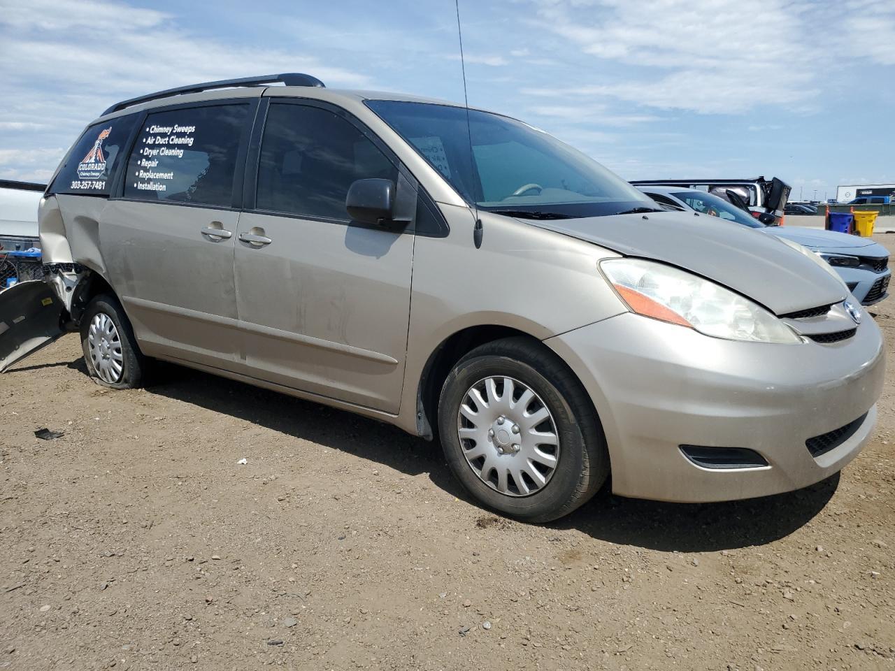 2010 Toyota Sienna Ce - Фото 4