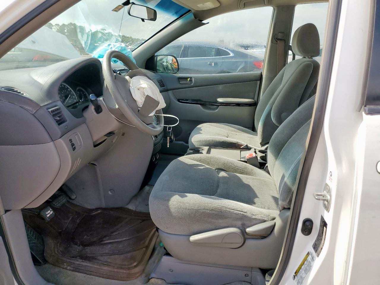 2005 Toyota Sienna Ce - Фото 7