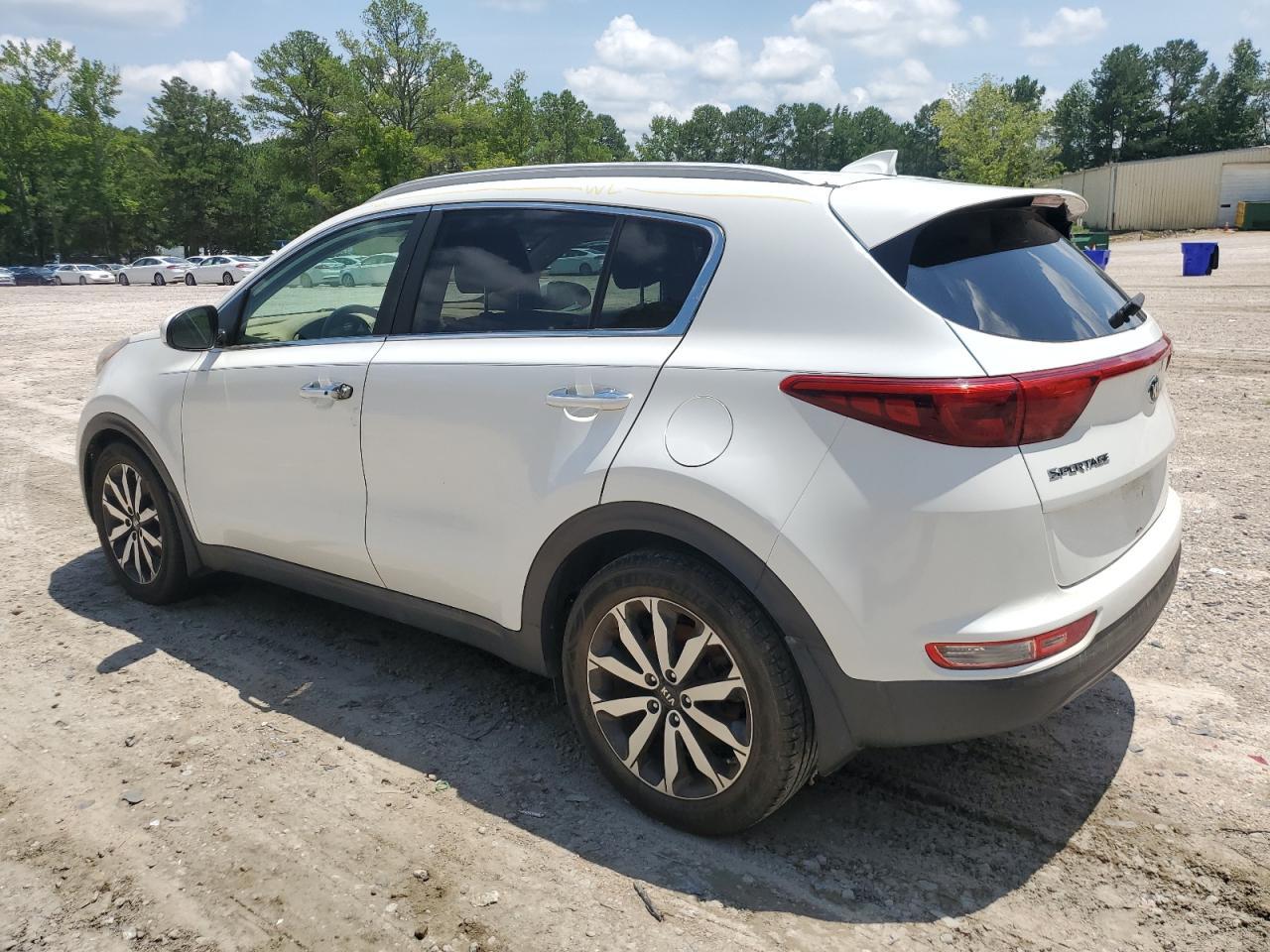 2017 Kia Sportage Ex - Image 2