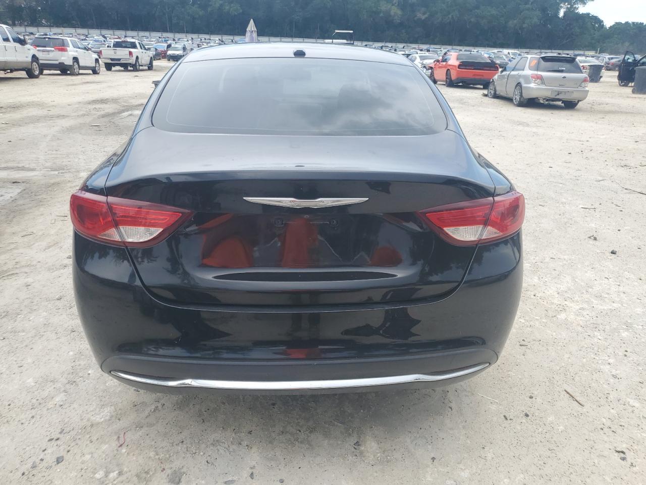 2015 Chrysler 200 Limited - Фото 6