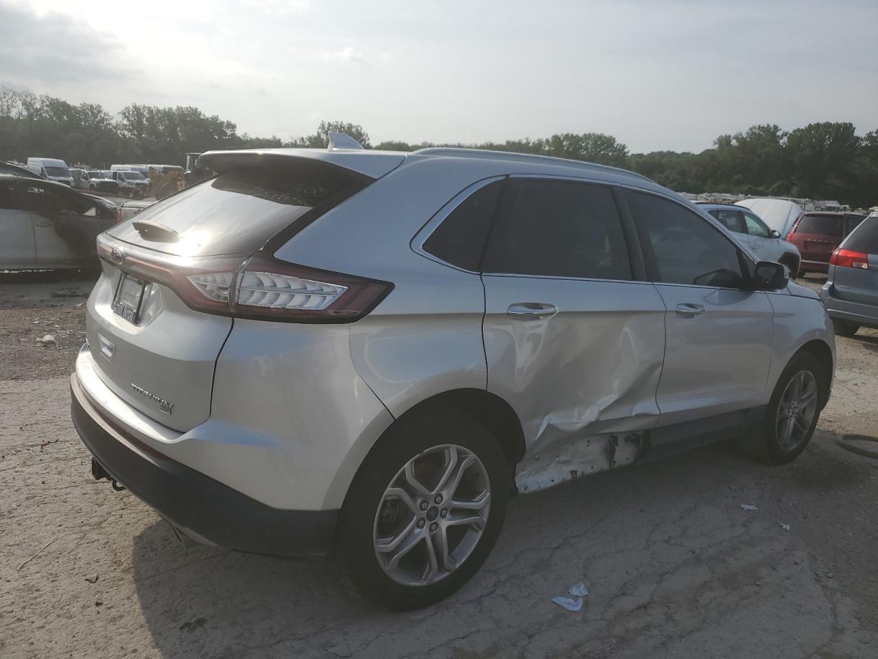 2015 Ford Edge Titanium - Image 5