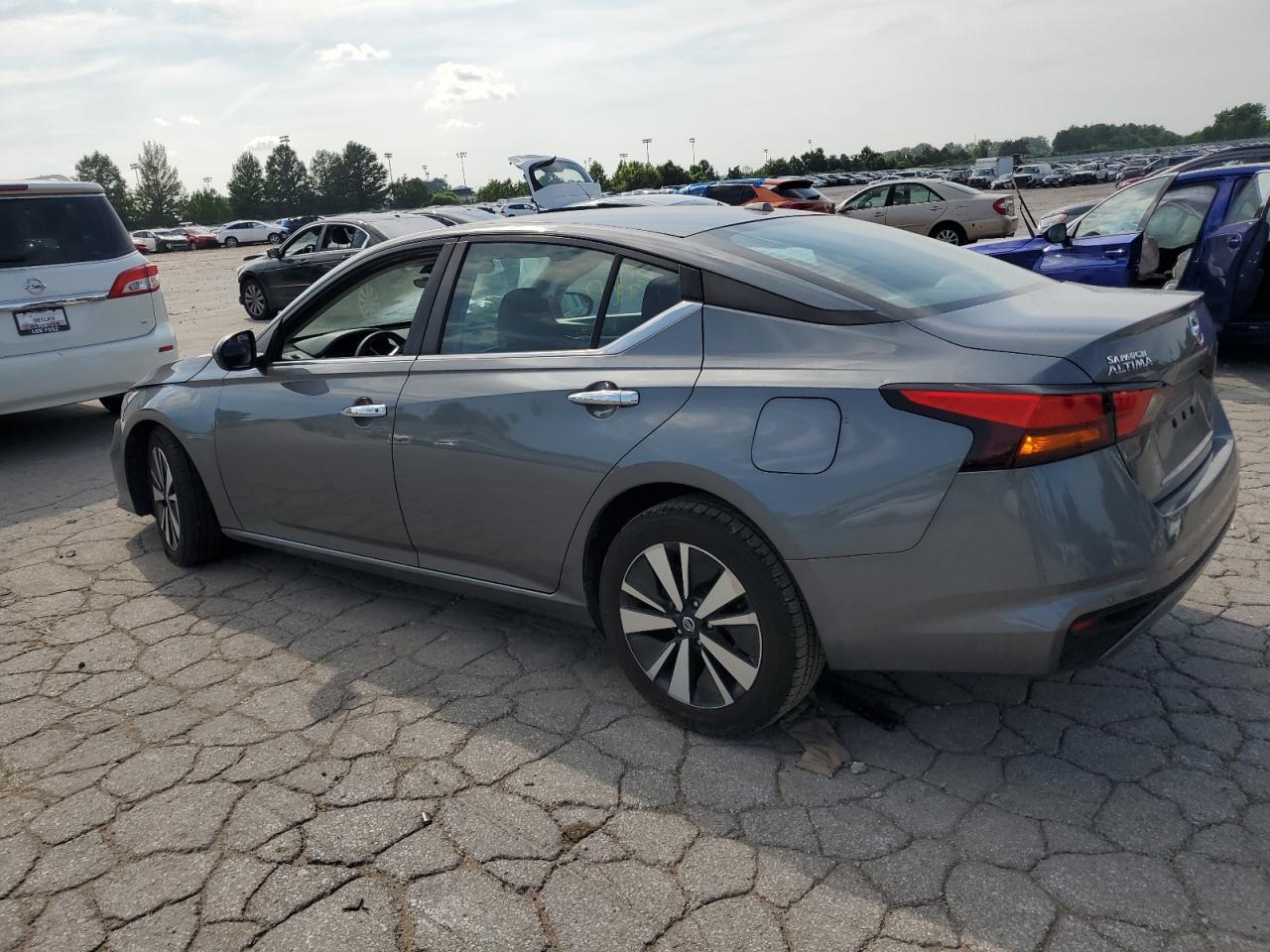 2021 Nissan Altima Sv - Фото 2