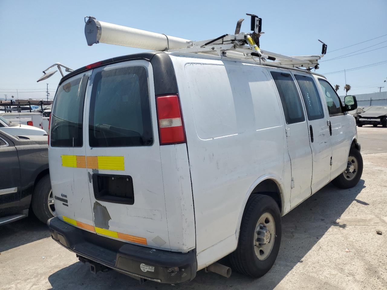 2012 Chevrolet Express G2500 - Фото 3