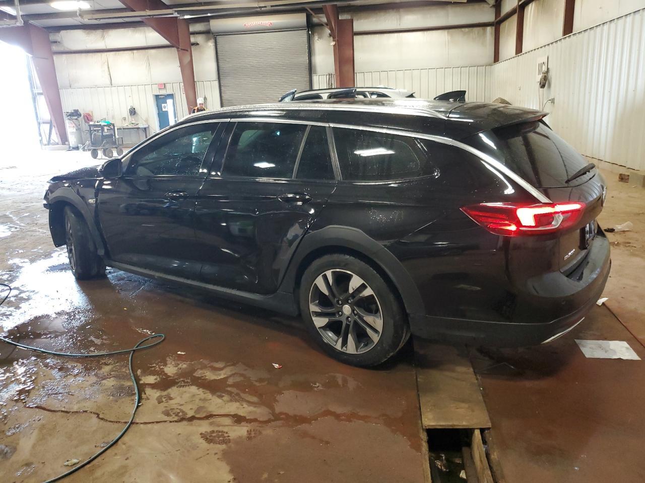 2018 Buick Regal Tourx Preferred - Image 2