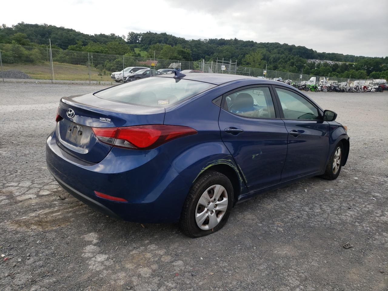 2015 Hyundai Elantra Se - Фото 3