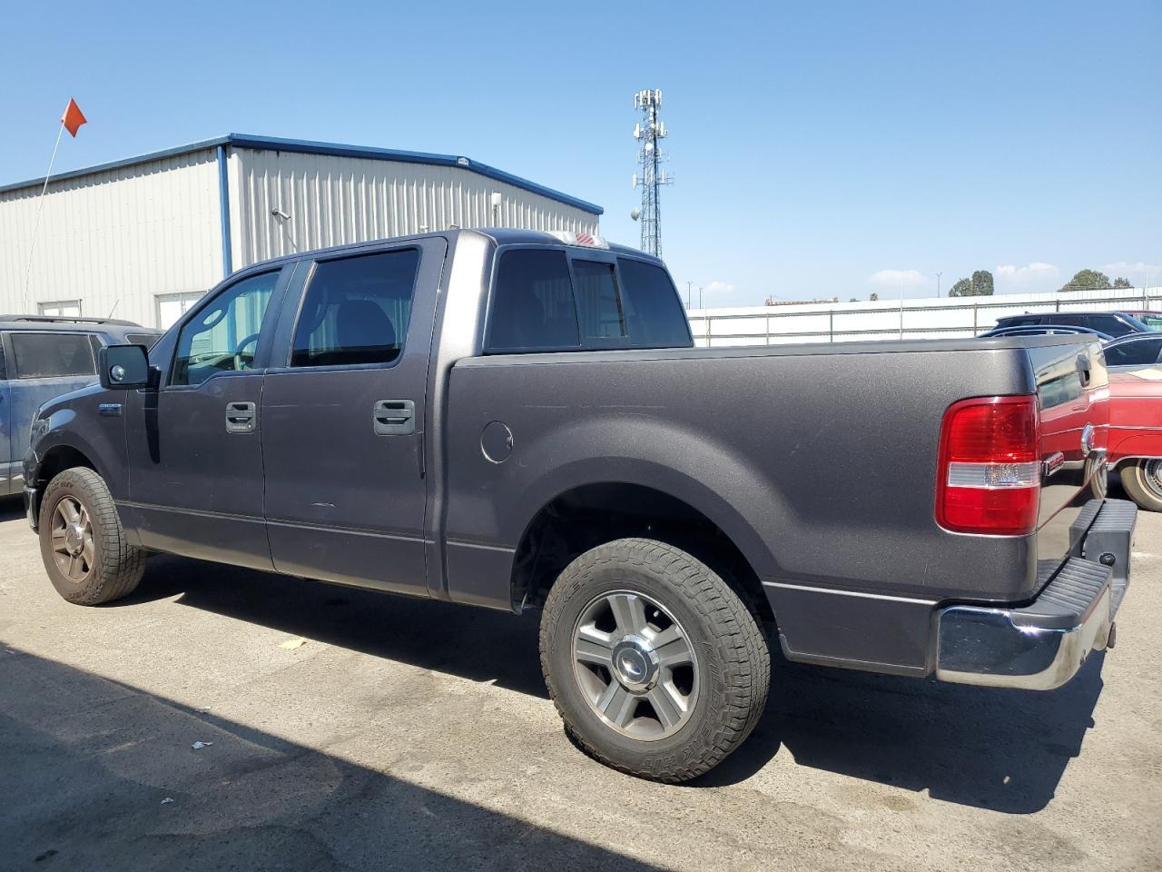 2008 Ford F150 Supercrew - Image 2