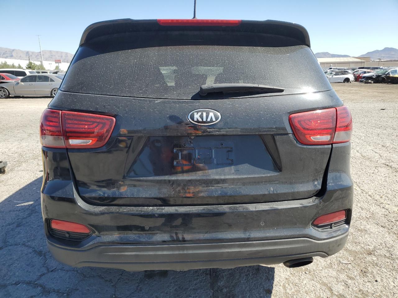 2020 Kia Sorento L - Image 6