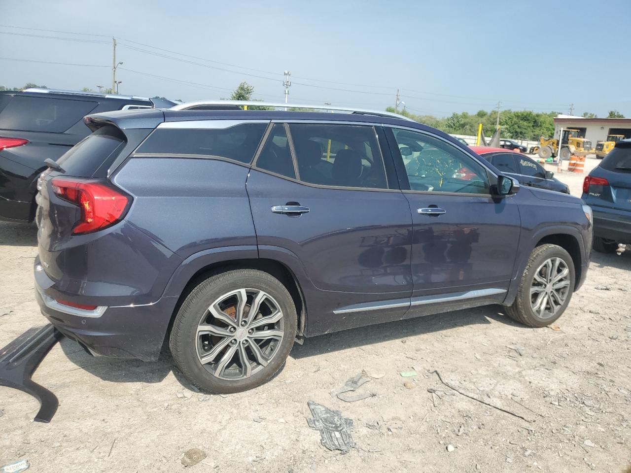 2018 GMC Terrain Denali - Image 3