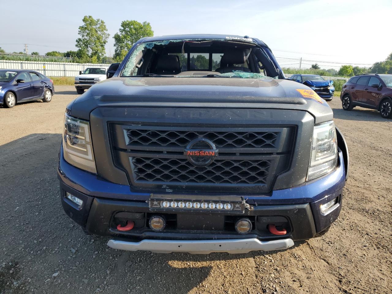 2021 Nissan Titan Sv - Image 5