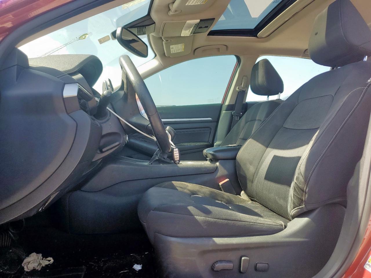 2019 Nissan Altima Sv - Image 7