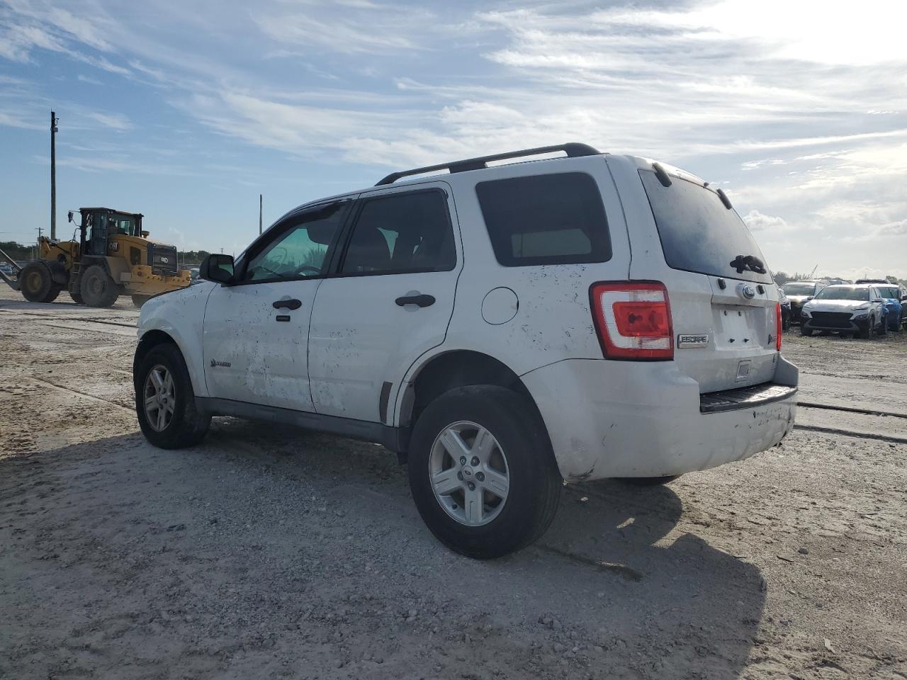 2010 Ford Escape Hybrid - Image 2