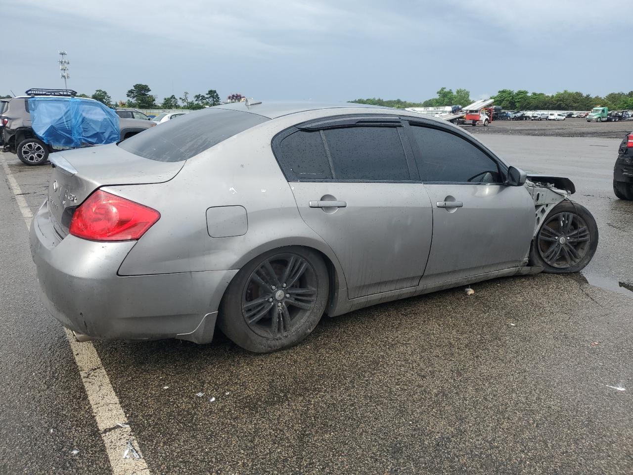 2009 Infiniti G37 - Фото 3