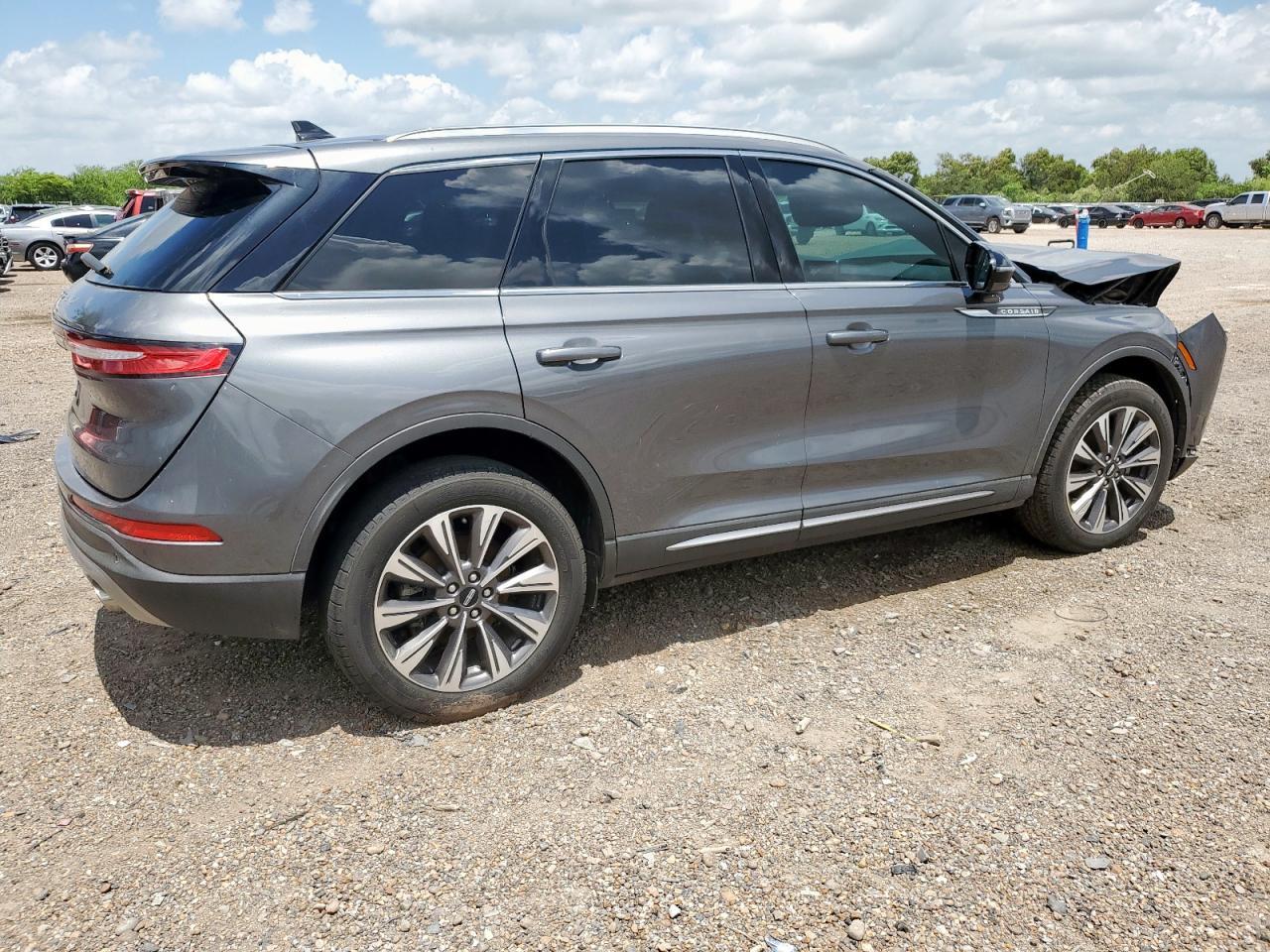 2022 Lincoln Corsair Reserve - Фото 3