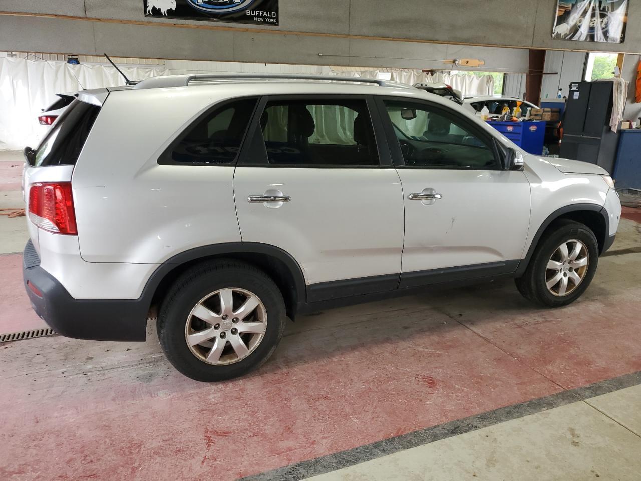 2011 Kia Sorento Base - Image 3