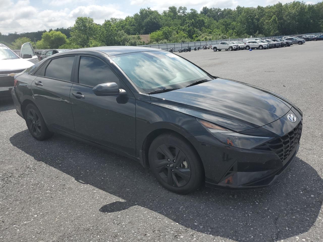 2023 Hyundai Elantra Blue - Image 4