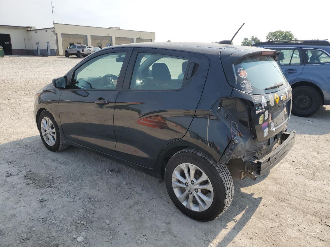 2021 Chevrolet Spark 1Lt - Фото 2
