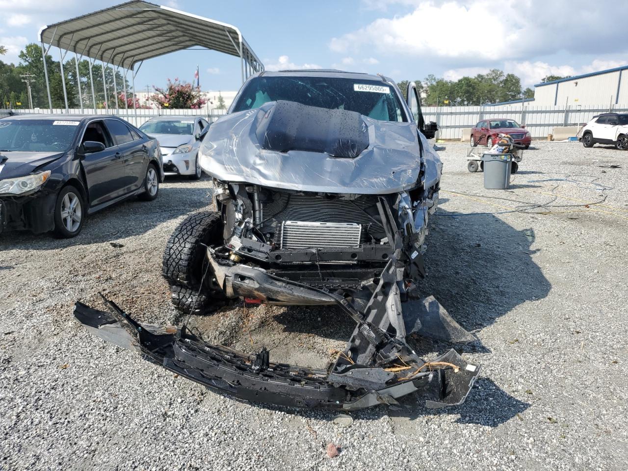 2024 Chevrolet Colorado Zr2 - Image 5