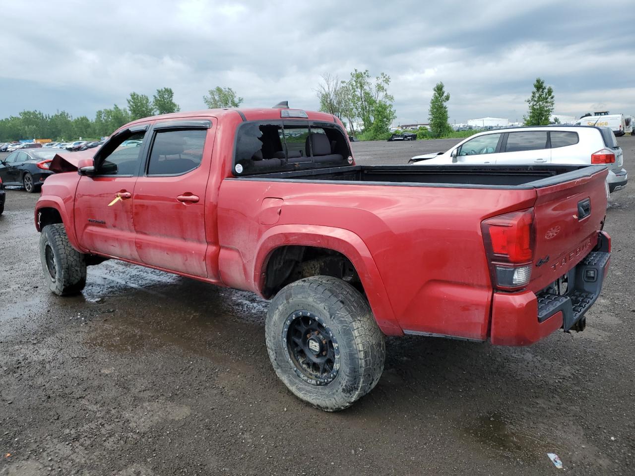2018 Toyota Tacoma Double Cab - Фото 2