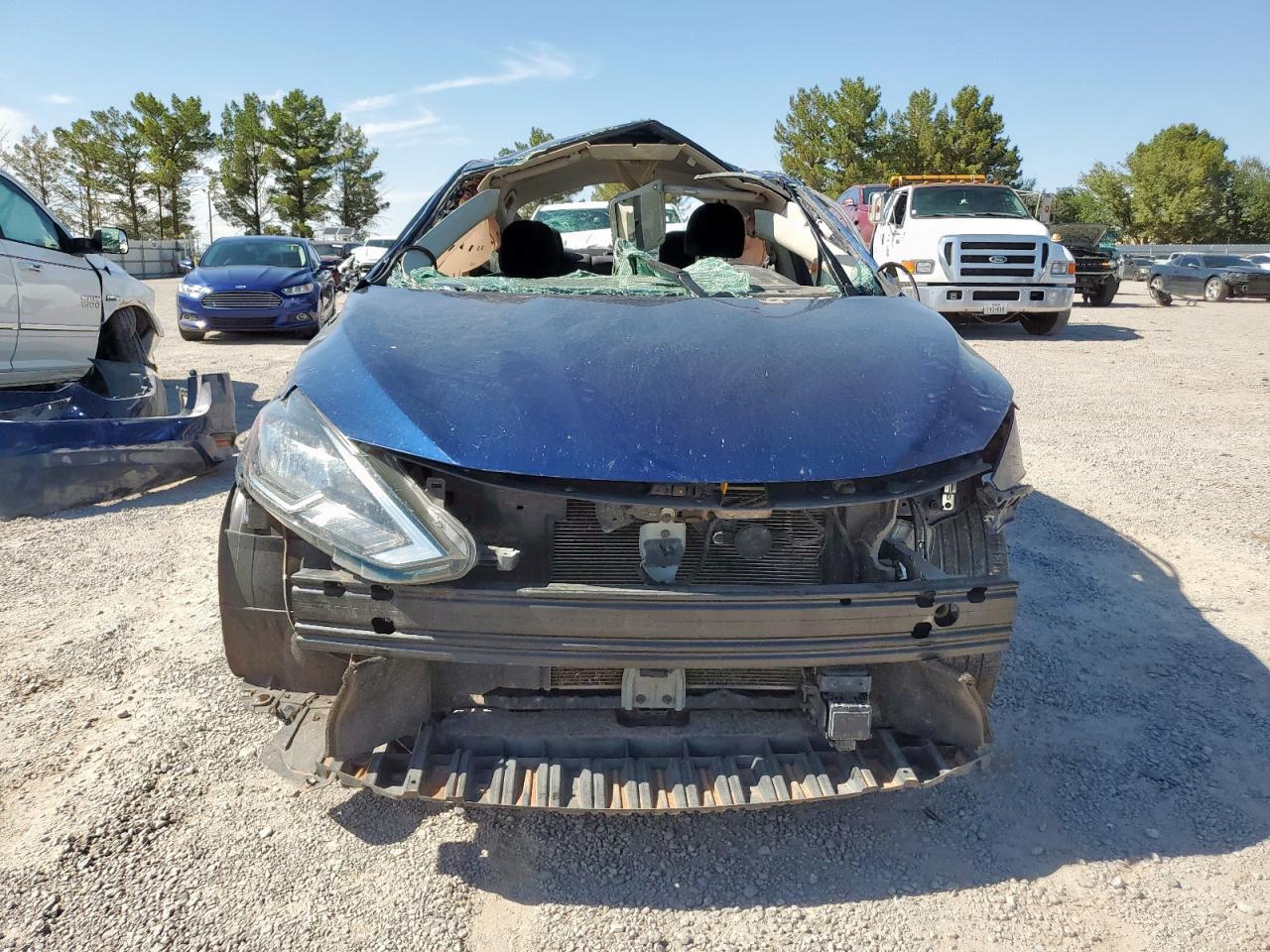 2019 Nissan Sentra S - Фото 5
