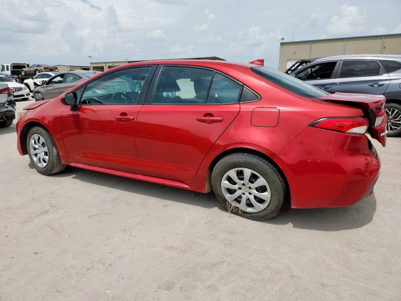 2021 Toyota Corolla Le - Image 2