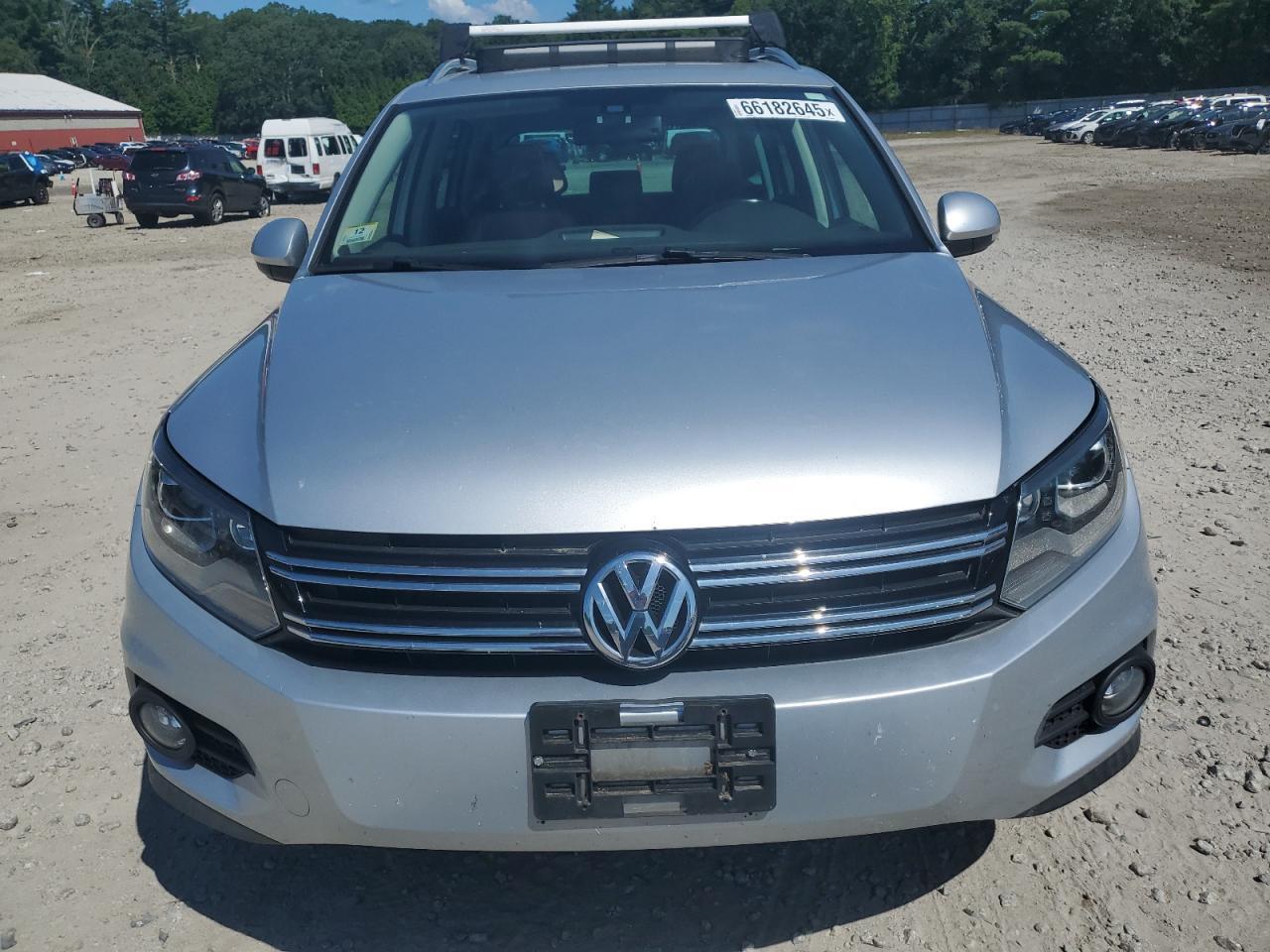 2016 Volkswagen Tiguan S - Фото 5