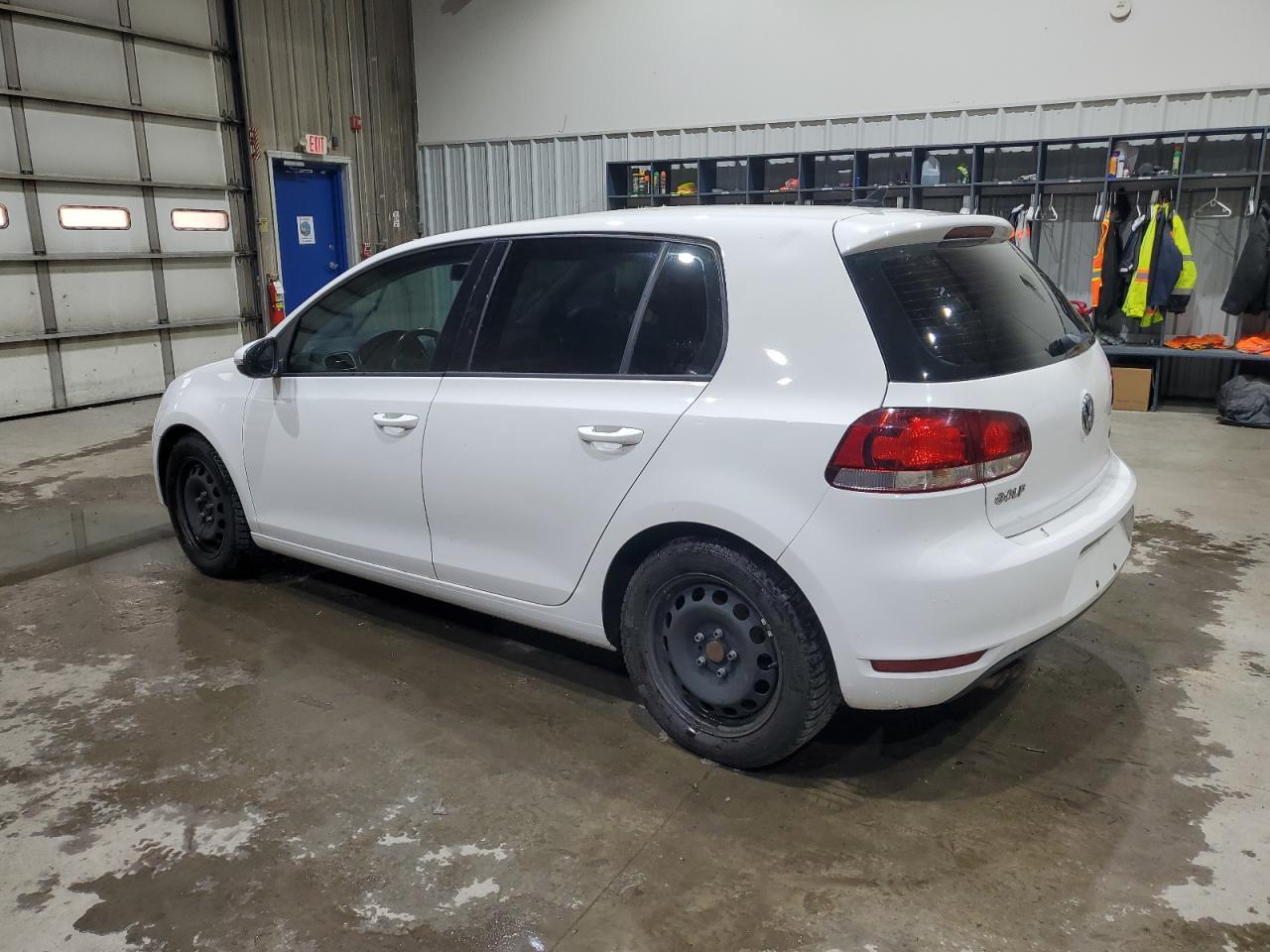 2012 Volkswagen Golf - Фото 2