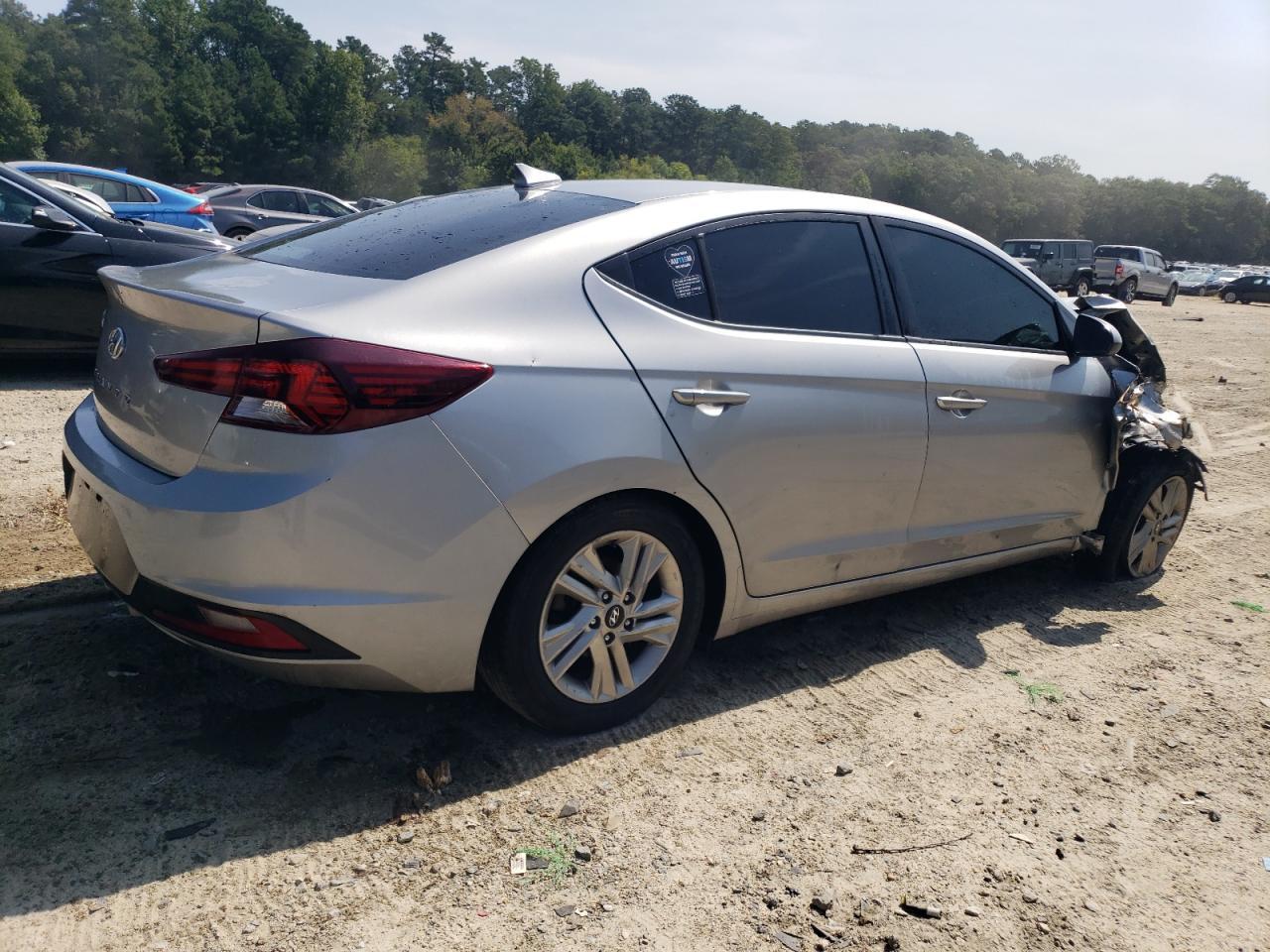 2020 Hyundai Elantra Sel - Фото 3