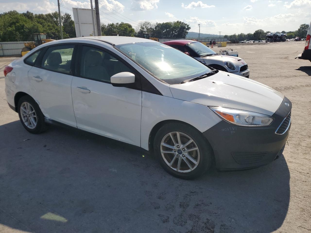 2018 Ford Focus Se - Фото 4