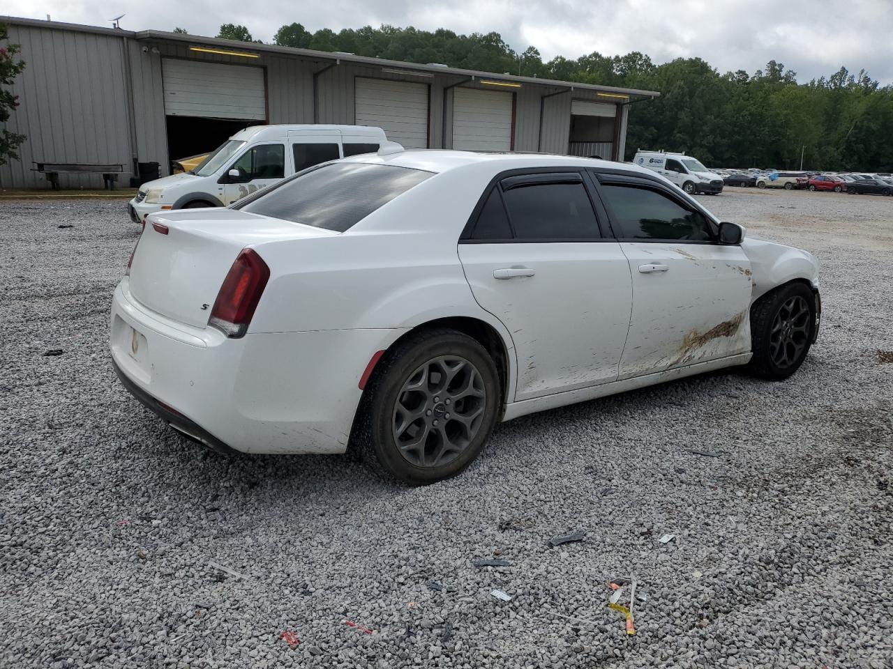 2015 Chrysler 300 S - Фото 3