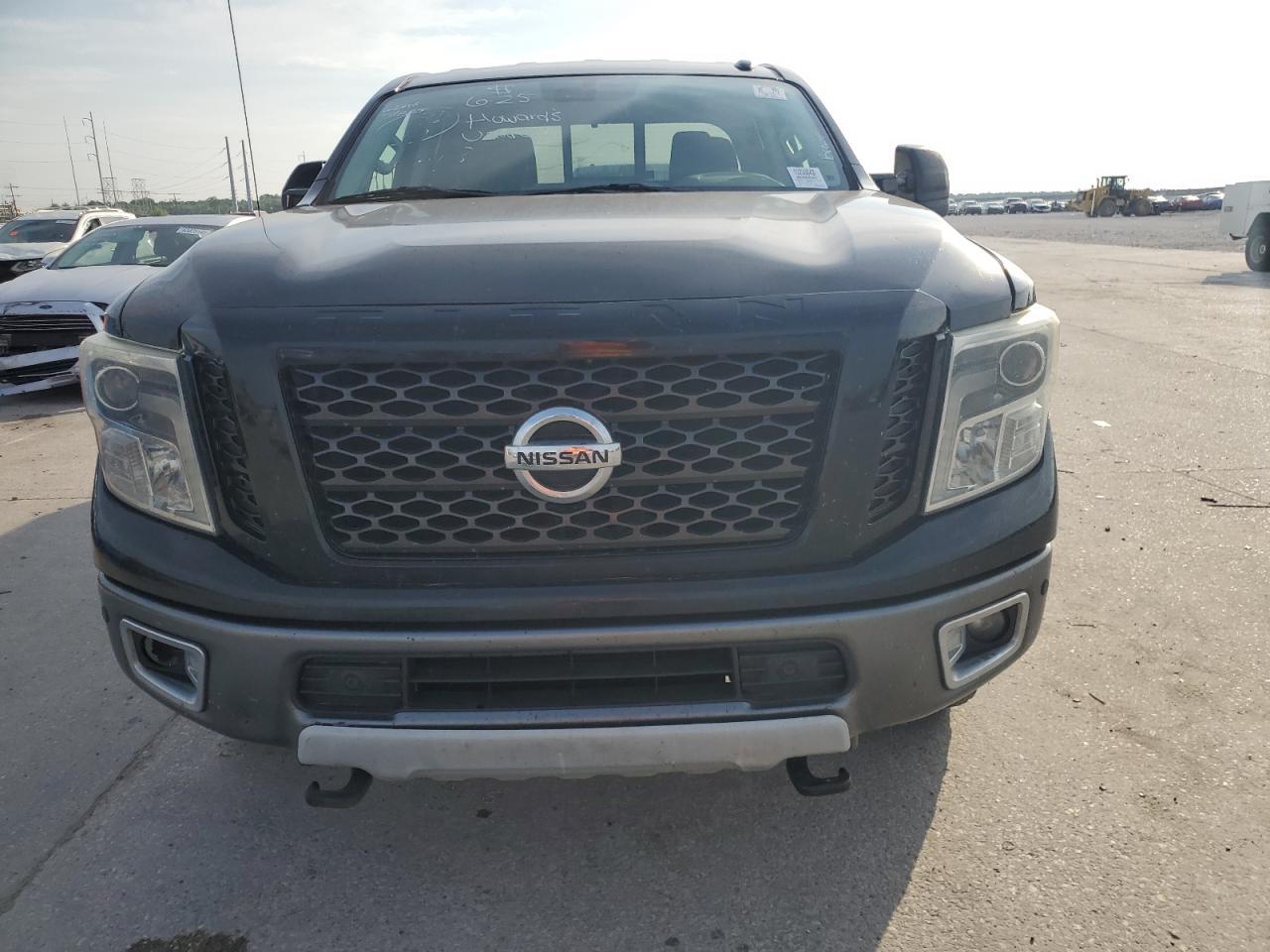 2016 Nissan Titan Xd Sl - Фото 5