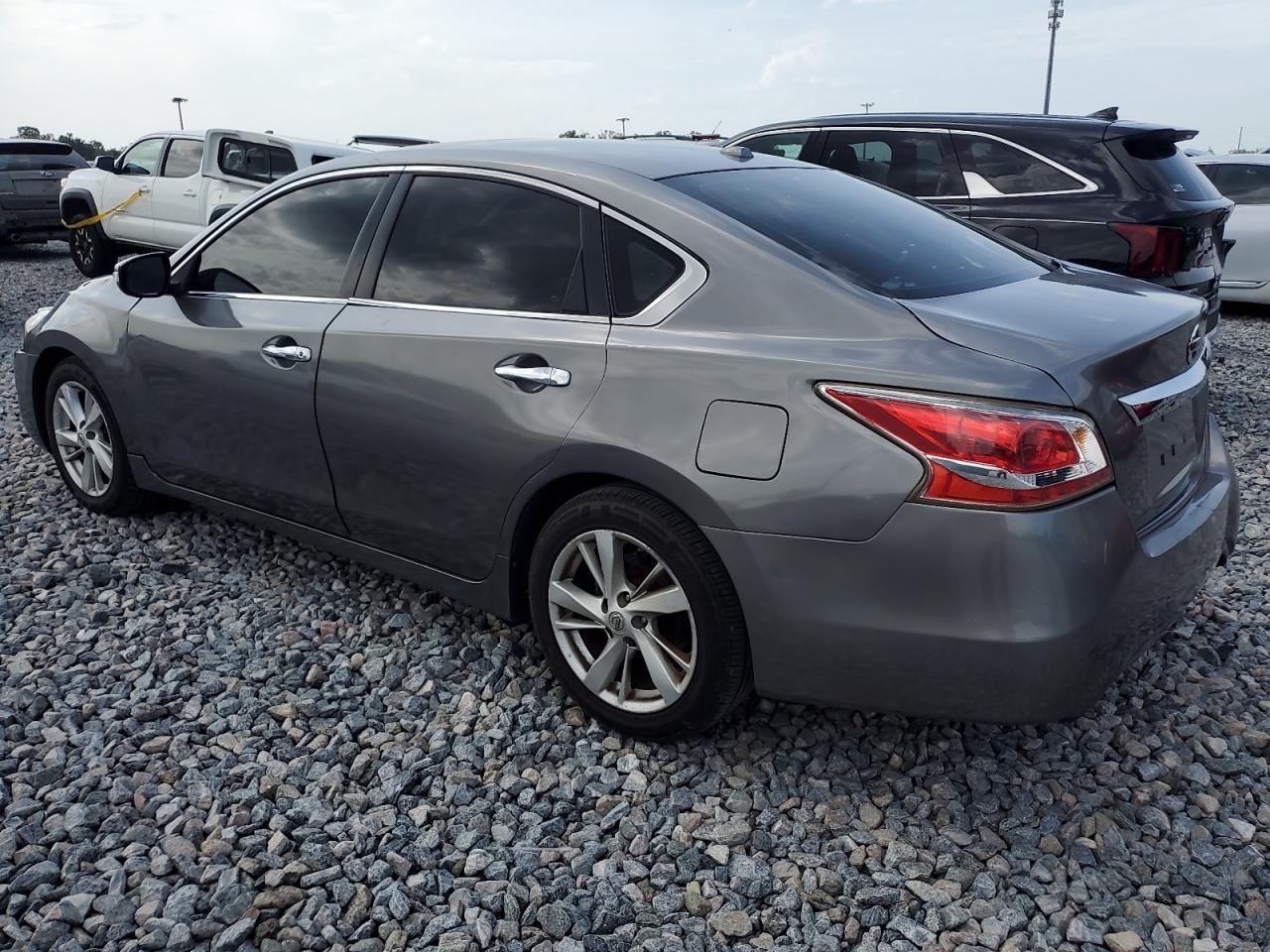 2015 Nissan Altima 2.5 - Фото 2