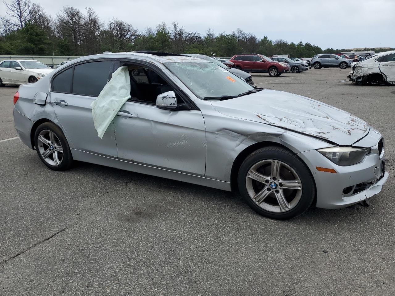 2014 BMW 320 I xDrive - Image 4