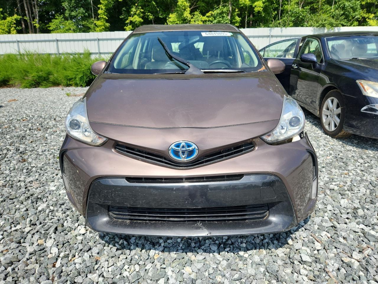 2015 Toyota Prius V - Image 5