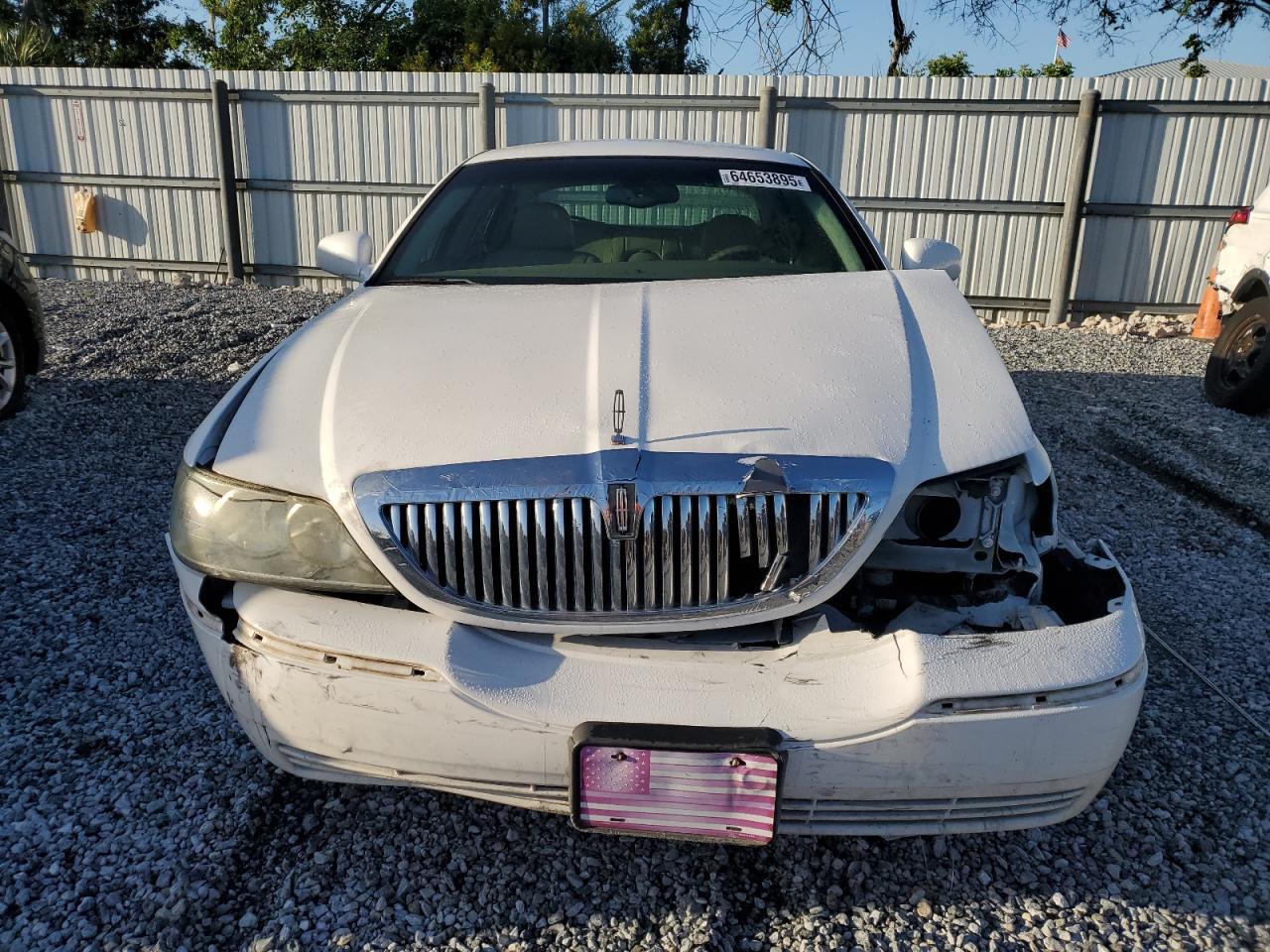 2003 Lincoln Town Car Executive - Фото 5