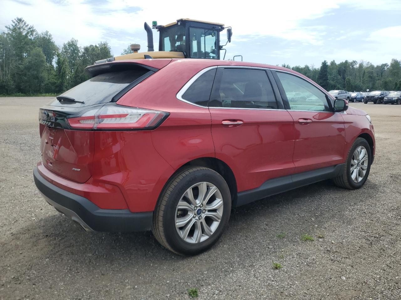 2022 Ford Edge Titanium - Фото 3