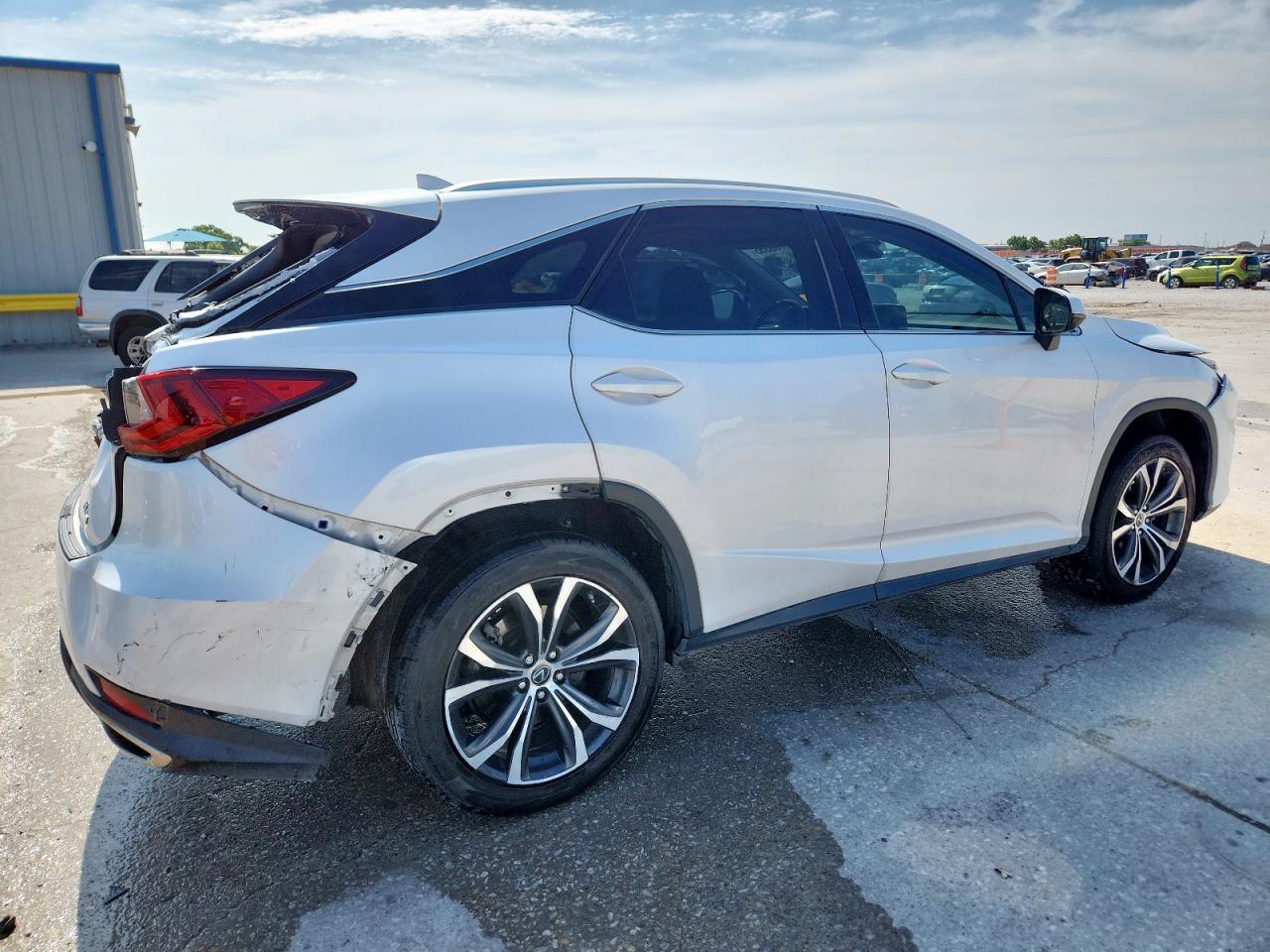 2020 Lexus Rx 350 - Image 3