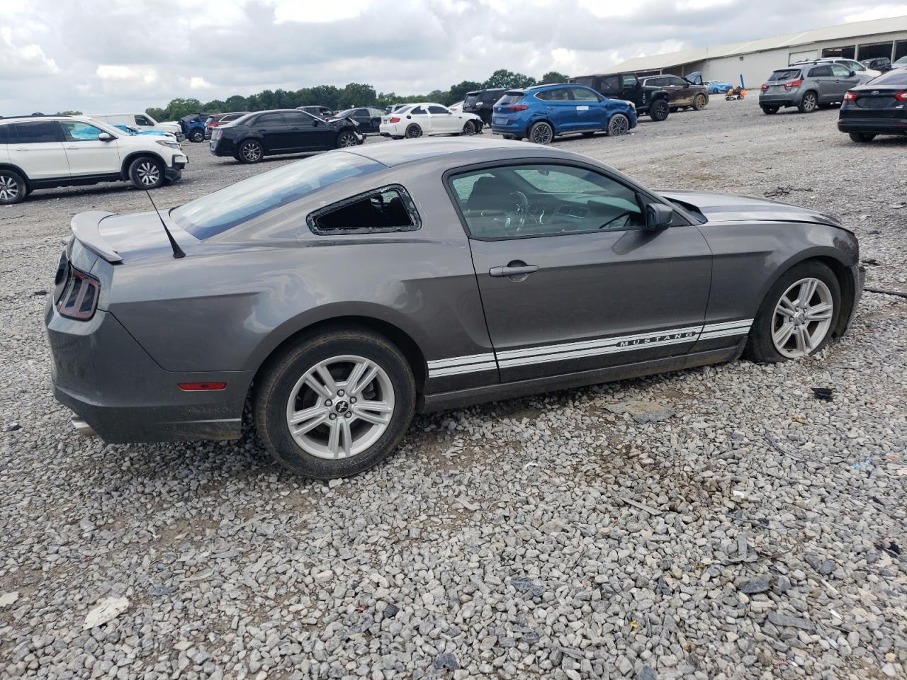 2013 Ford Mustang - Image 3