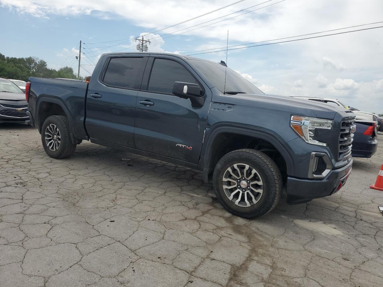 2021 GMC Sierra K1500 At4 - Фото 4