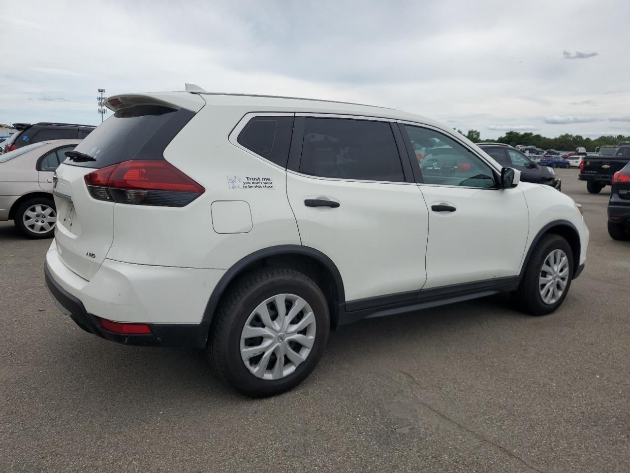 2020 Nissan Rogue S - Фото 3