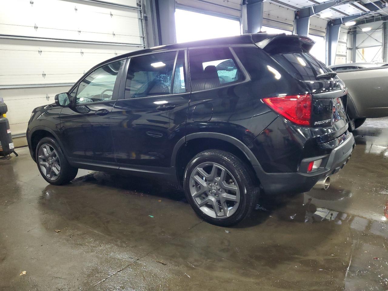 2023 Honda Passport Exl - Image 2