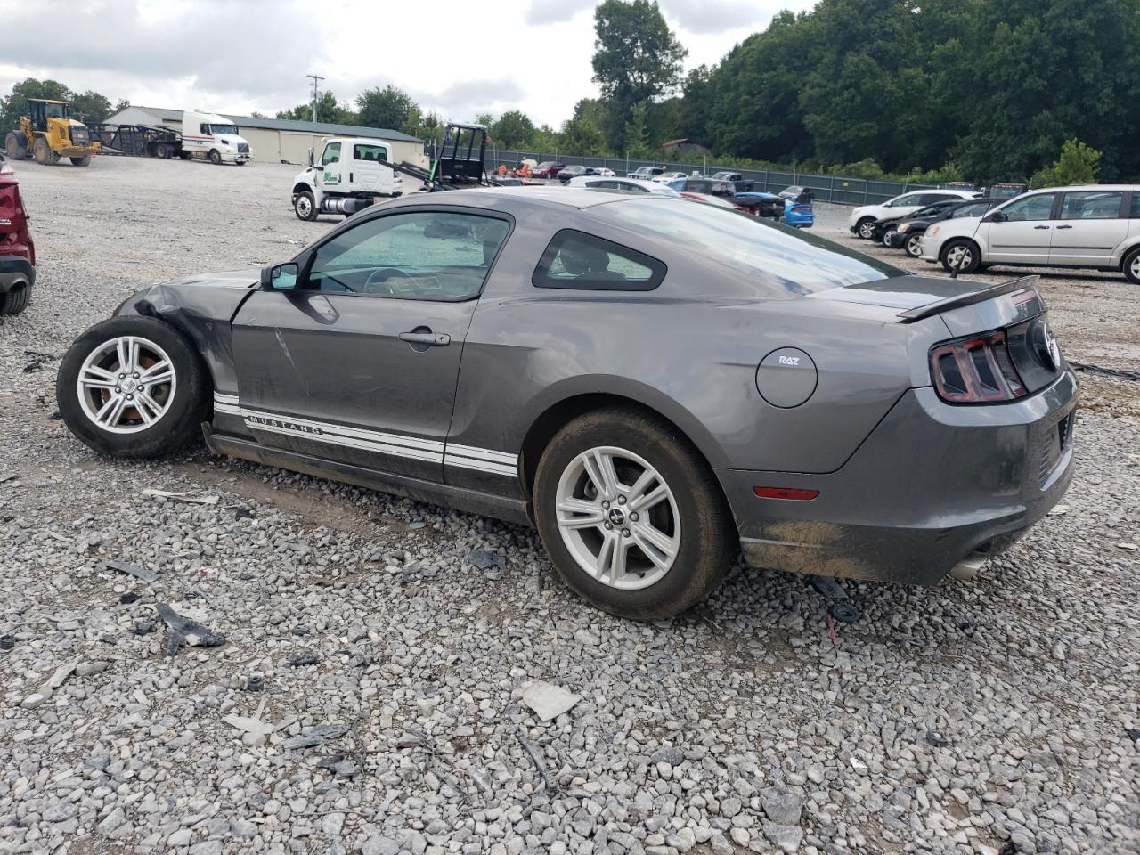 2013 Ford Mustang - Image 2