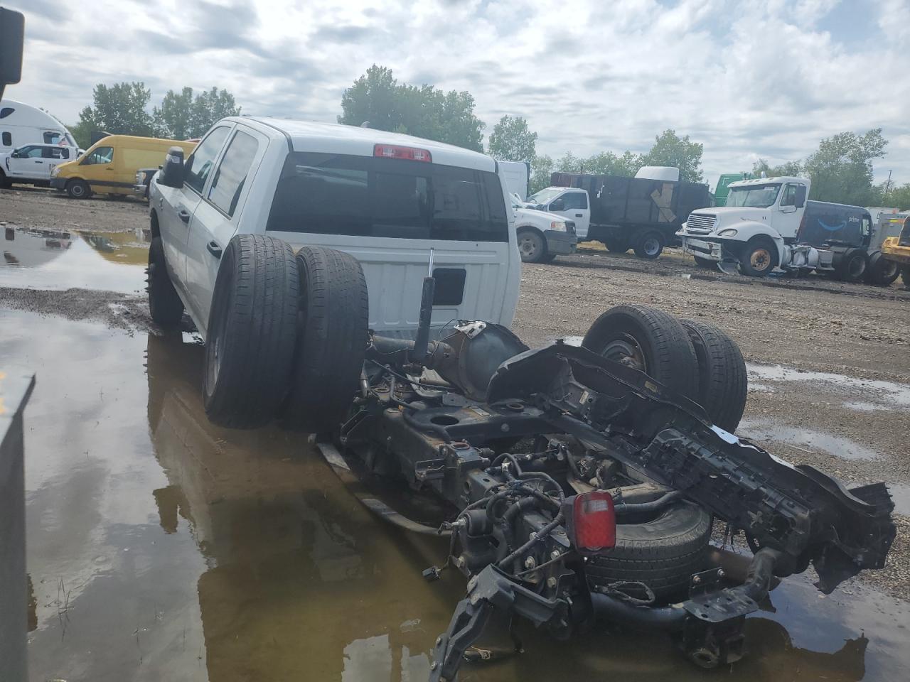 2024 Ram 3500 Tradesman - Фото 2