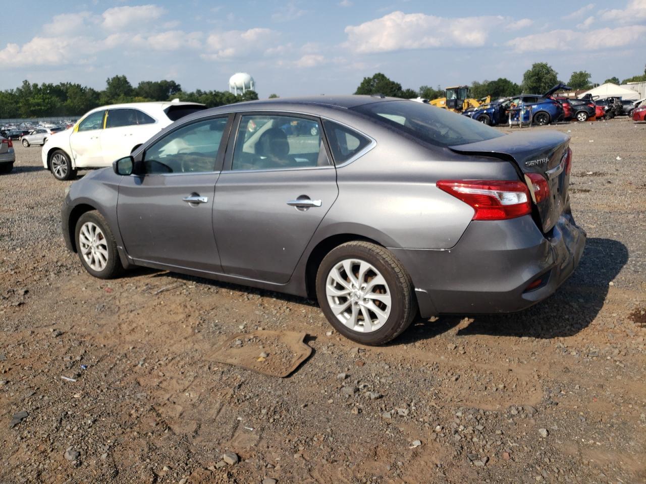 2018 Nissan Sentra S - Фото 2
