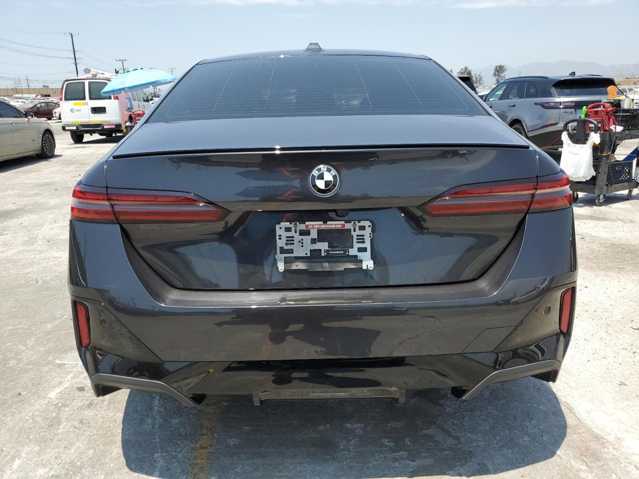 2024 BMW 530 I - Image 6